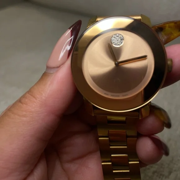 Rose gold Movado Women’s watch - Picture 2 of 6